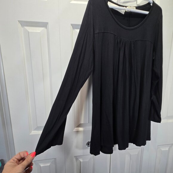 New Black Long Sleeve Flowy Casual Top – Size 1XL - Picture 3 of 7
